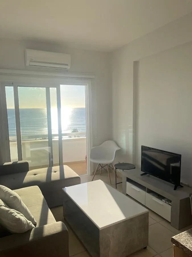 Alex Beach Apartment 32 Larnaca