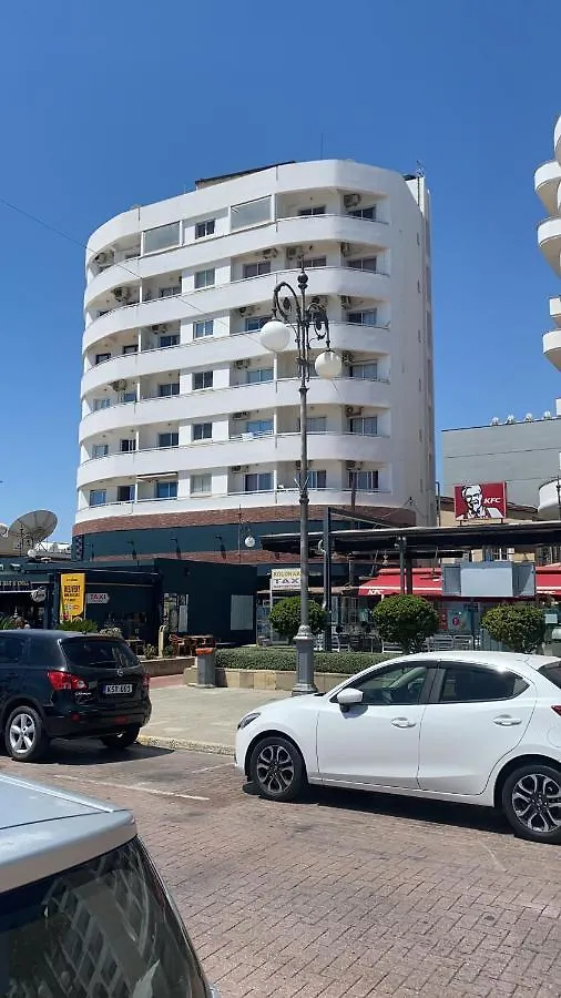 Alex Beach Apartment 32 Larnaca